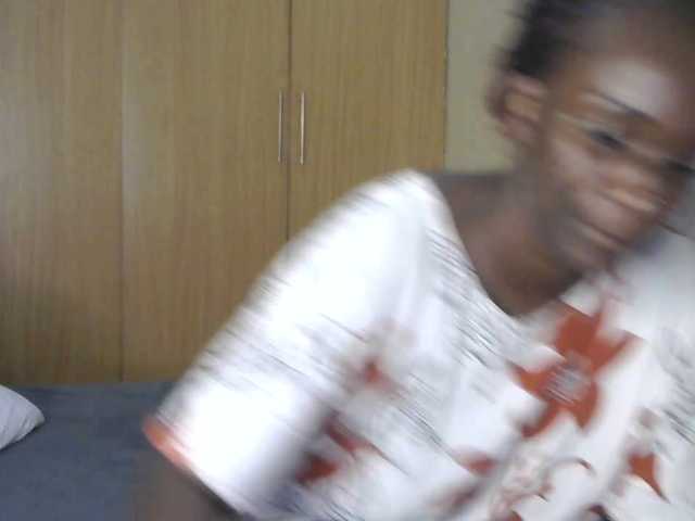 BradBubble live cam on BongaCams