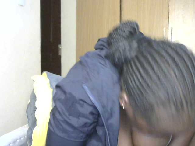 BradBubble live cam on BongaCams