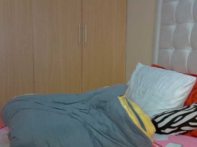 BradBubble live cam on BongaCams