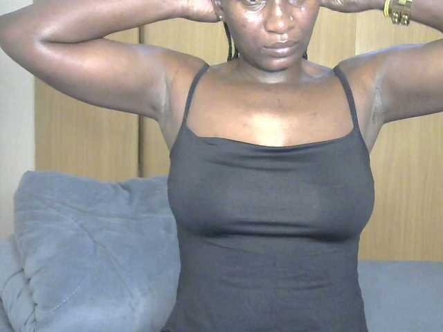 BradBubble live cam on BongaCams