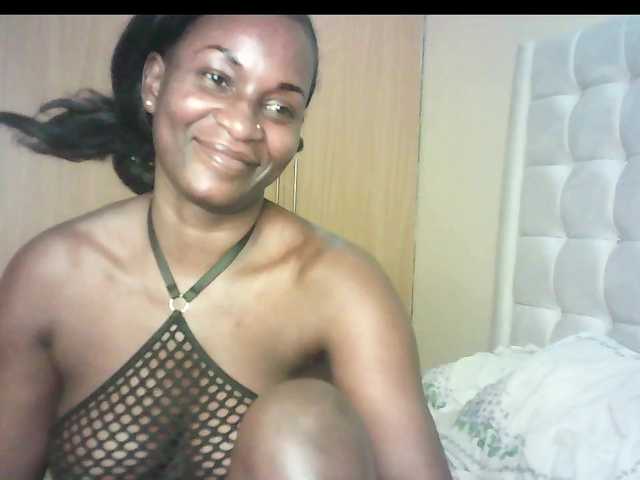 BradBubble live cam on BongaCams