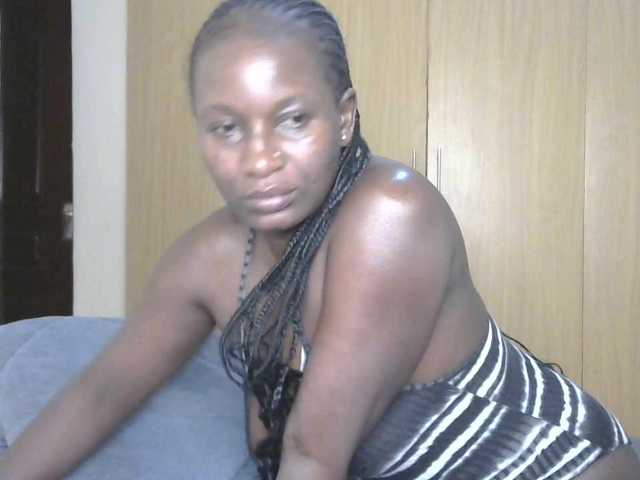 BradBubble live cam on BongaCams
