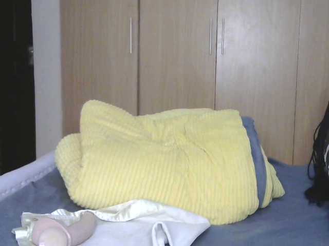 BradBubble live webcam show
