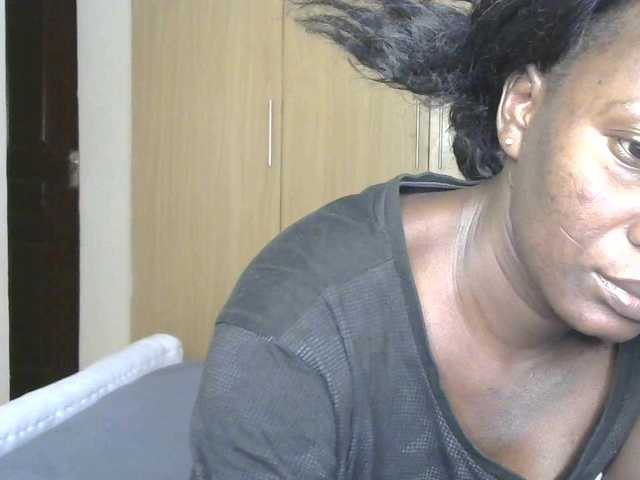 BradBubble live cam on BongaCams