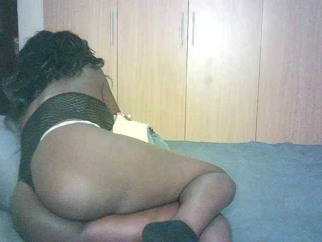 BradBubble live cam on BongaCams