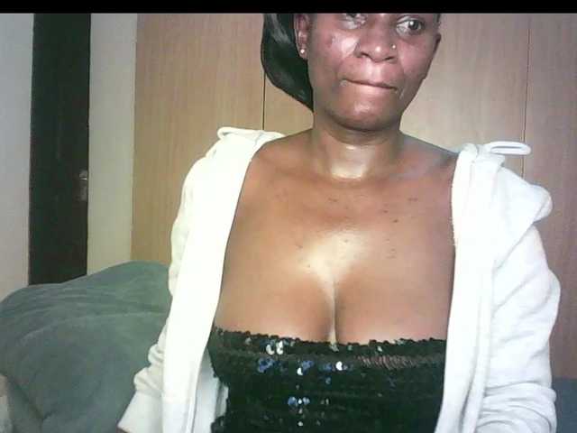 BradBubble live cam on BongaCams