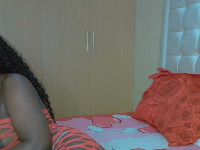 BradBubble live cam preview