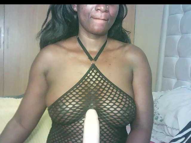 BradBubble live cam on BongaCams