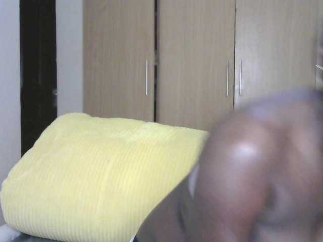 BradBubble live cam on BongaCams