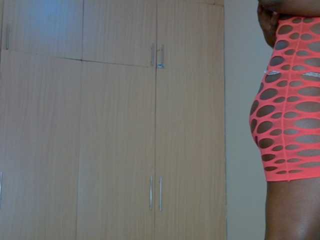 BradBubble live cam preview