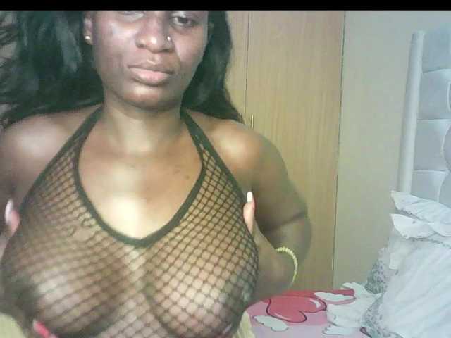 BradBubble live cam on BongaCams