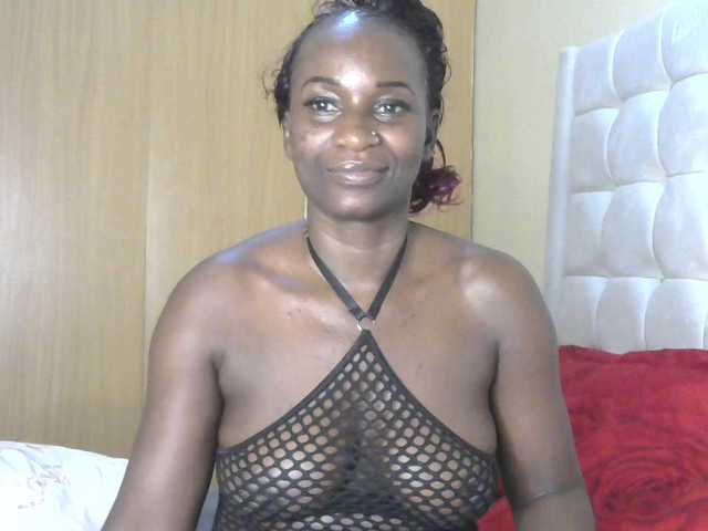BradBubble live cam on BongaCams