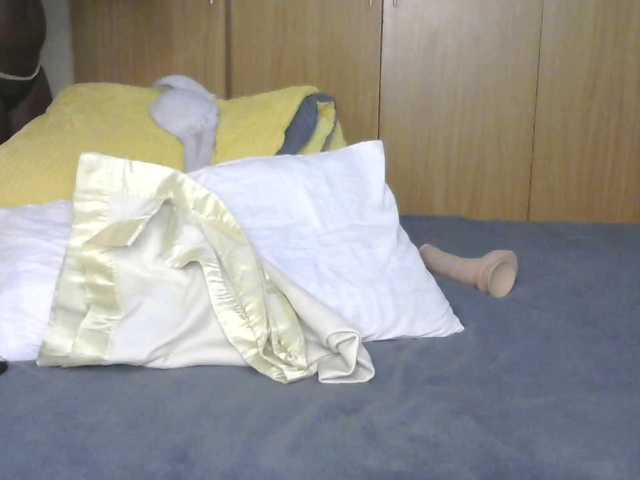 BradBubble live webcam show