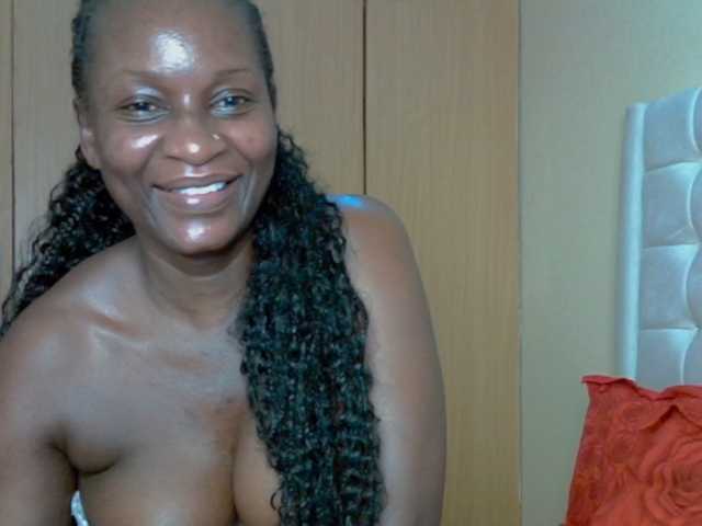 BradBubble, en vivo ahora en BongaCams