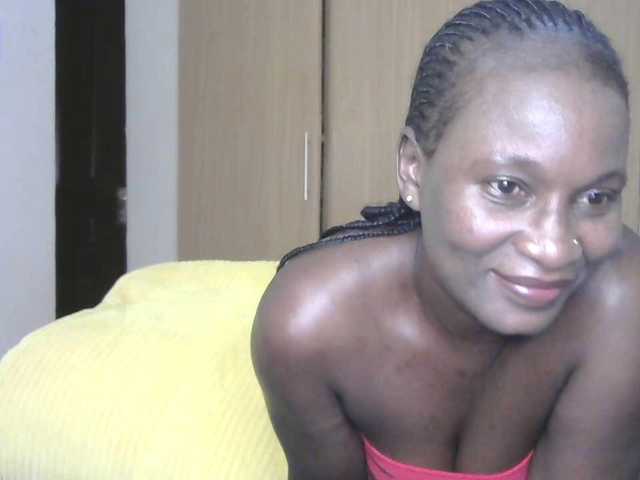 BradBubble live webcam show