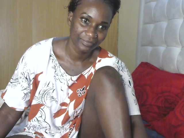 BradBubble live cam on BongaCams