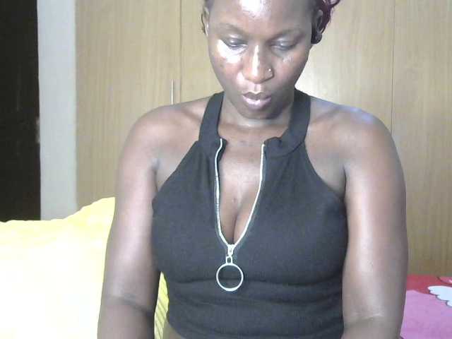 BradBubble live cam on BongaCams
