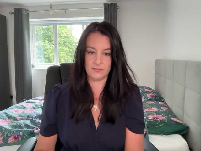 magicinabox live cam on BongaCams