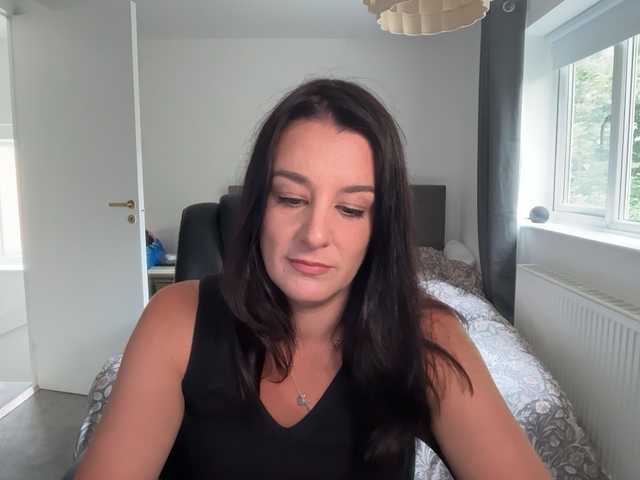 magicinabox live cam on BongaCams