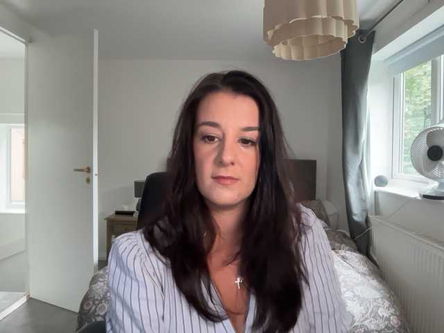 magicinabox live cam on BongaCams