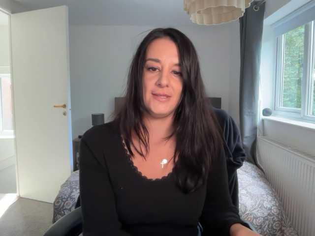 magicinabox live cam on BongaCams