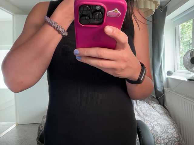 magicinabox live cam on BongaCams