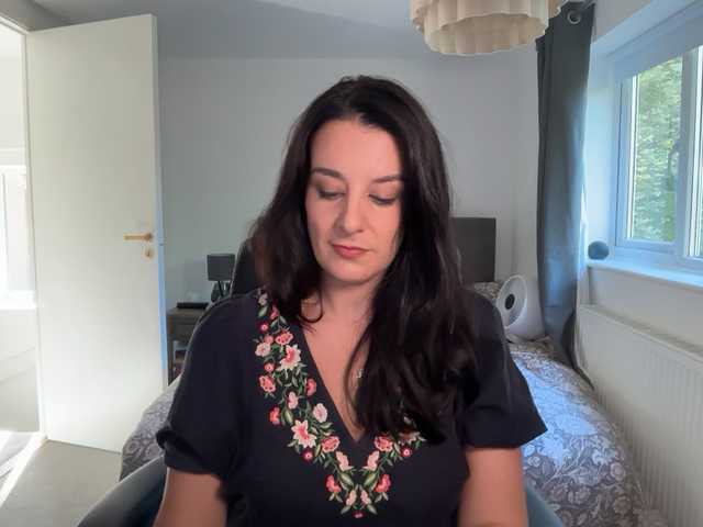 magicinabox live cam on BongaCams