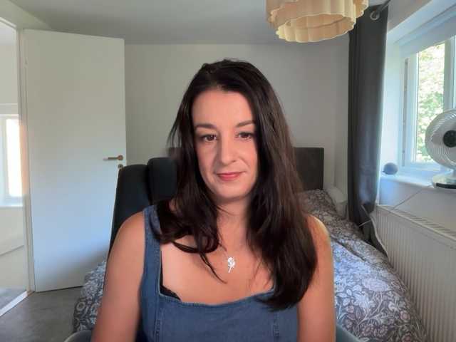 magicinabox live webcam show
