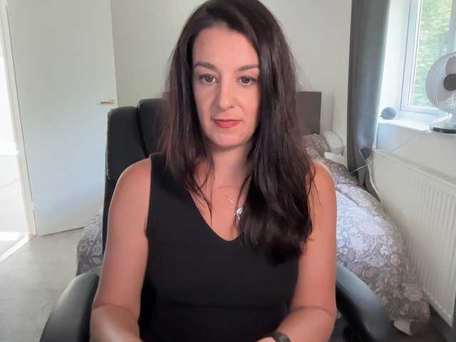 magicinabox live cam on BongaCams