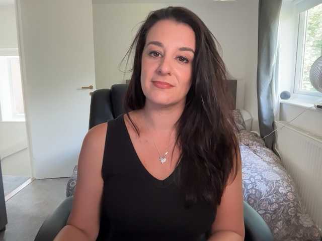 magicinabox live cam on BongaCams