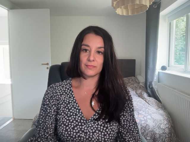 magicinabox live cam on BongaCams