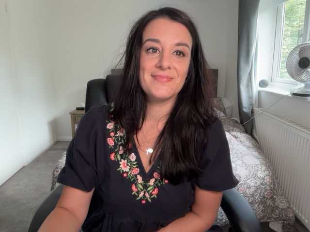 magicinabox live cam on BongaCams