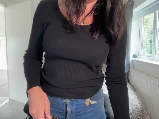 magicinabox live cam on BongaCams