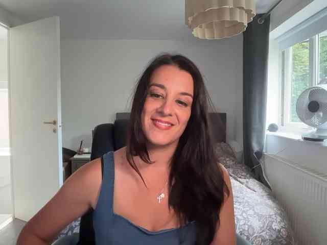 magicinabox Live Webcam on BongaCams