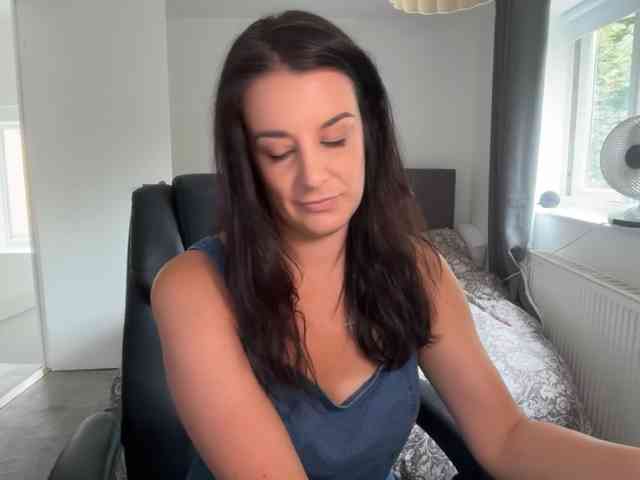 magicinabox Live Webcam on BongaCams