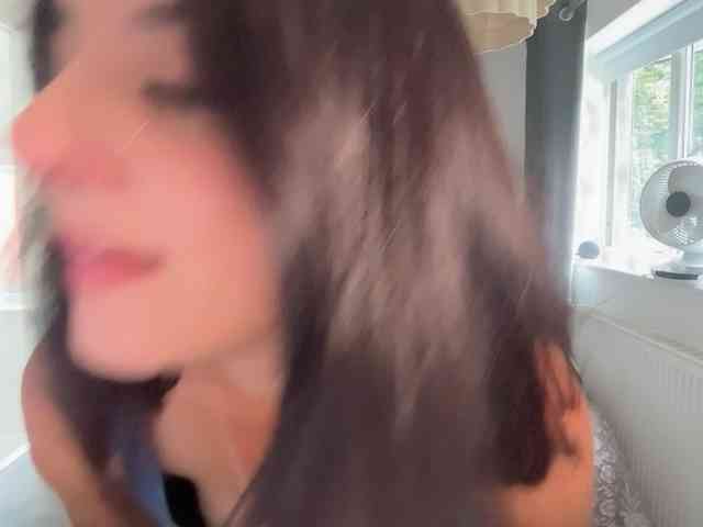 magicinabox Live Webcam on BongaCams