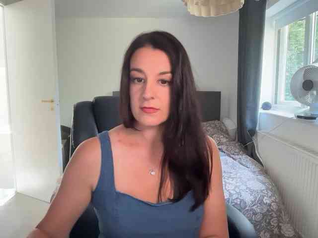magicinabox Live Webcam on BongaCams