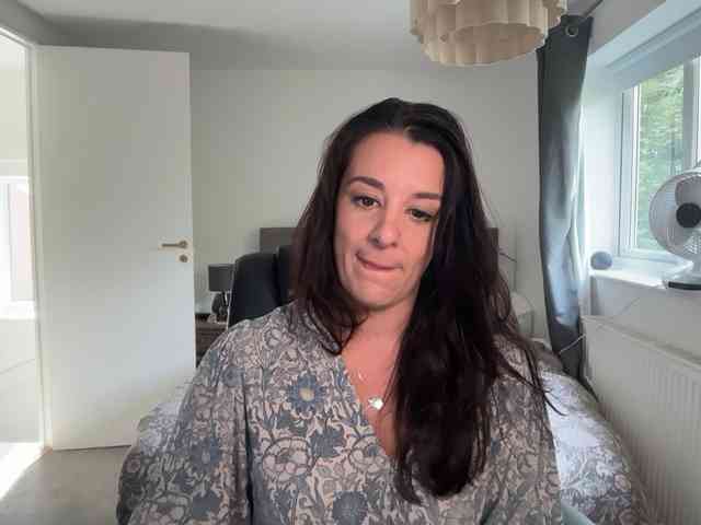 magicinabox Live Webcam on BongaCams