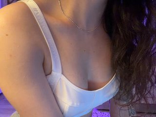 FeeBee Porn Show