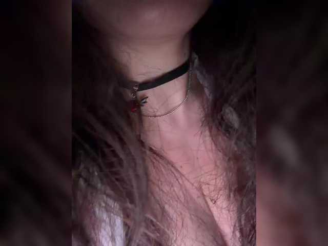 FeeBee live cam on BongaCams