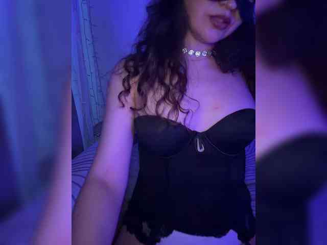 FeeBee Sex Cam Show