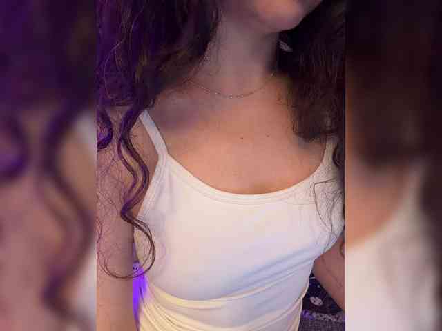 FeeBee Sex Cam Show