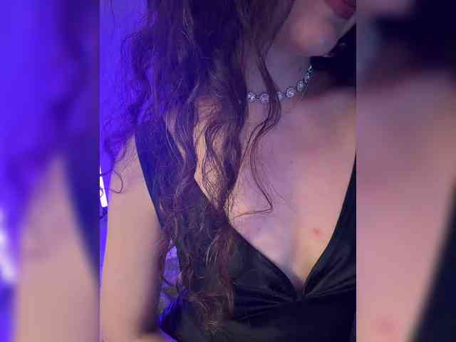 FeeBee Sex Cam Show