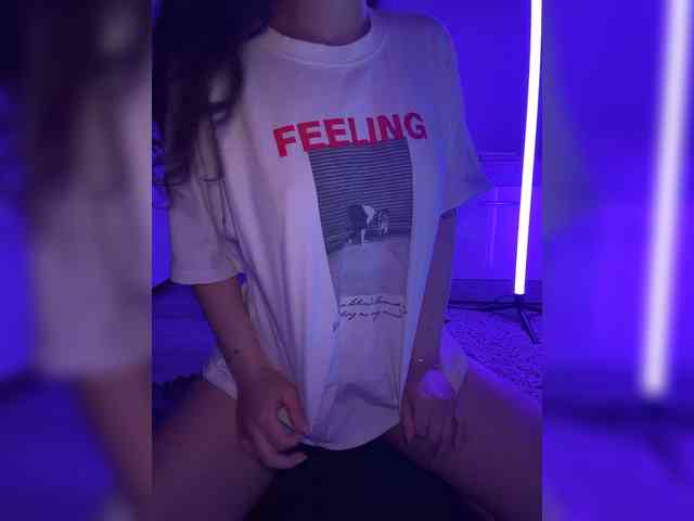 FeeBee - Girl 
