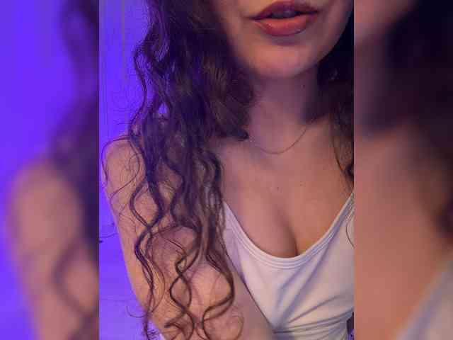 FeeBee Sex Cam Show
