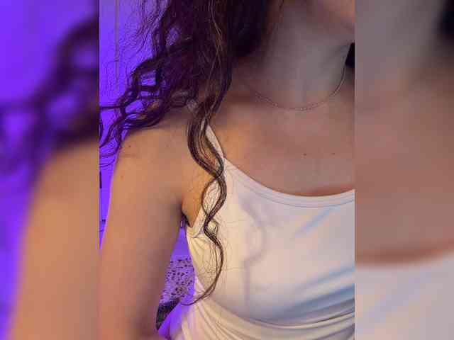 FeeBee Sex Cam Show