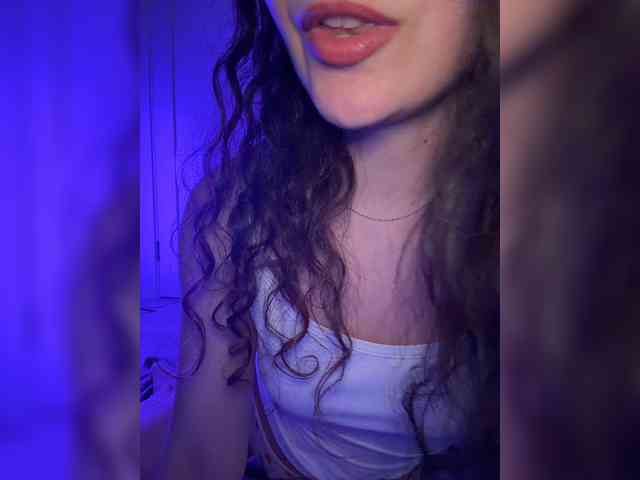 FeeBee Sex Cam Show