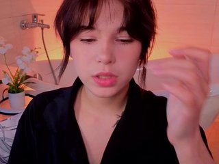 CoralineJones Porn Show