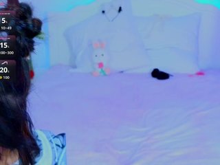 CoralineJones Porn Show