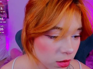 CoralineJones Porn Show